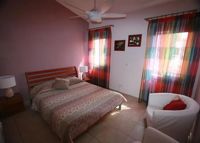 Vila Sofia Neo Chorio